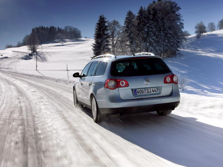  Volkswagen Passat Variant V6 FSI 4Motion 2006 года  (фото 32 из 53)